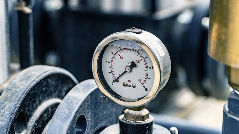 Pressure gauges mounted on the pipeline. Measuring instruments for pressure control.